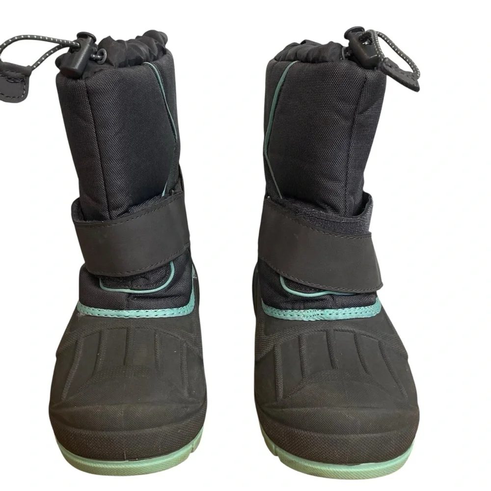 Cat & Jack Cordie Winter snow boots Childs 2 Thermolite water-resist Gray Green